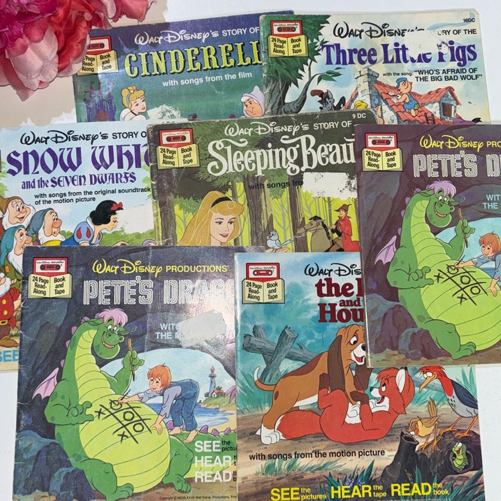 Walt Disney Read along Walt Disney Story of BOOKS SET OF 7 no tapes VINTage